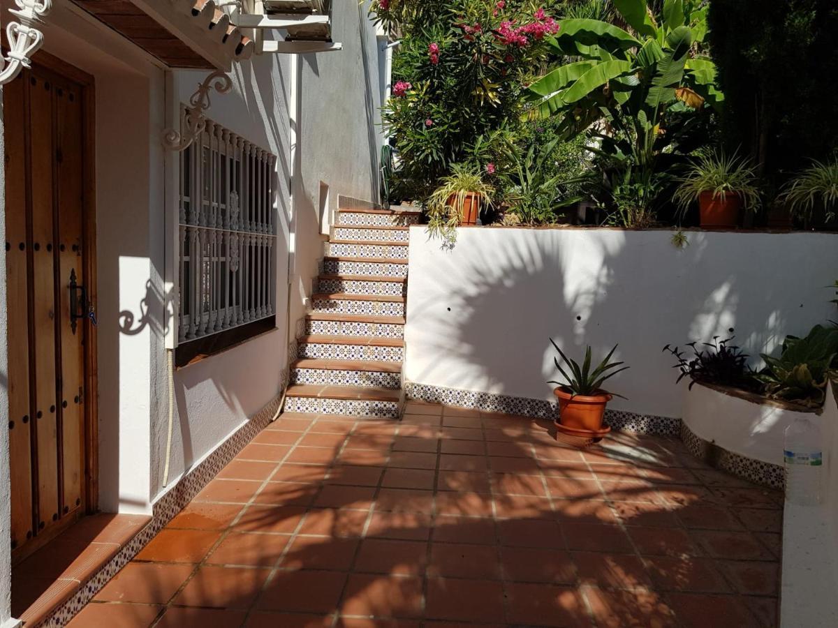 Deluxe Studio Athos 50 Mp Garden Patio Benalmadena Golf & Beach Bagian luar foto