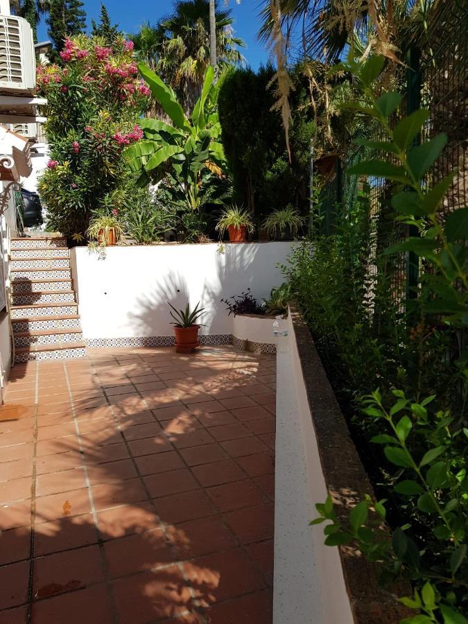 Deluxe Studio Athos 50 Mp Garden Patio Benalmadena Golf & Beach Bagian luar foto